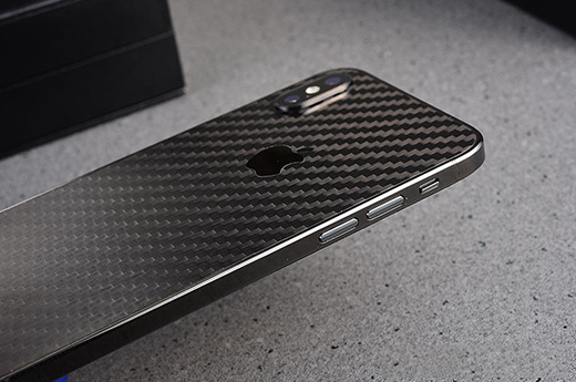 首部碳纖維iPhoneX現(xiàn)世，外柔內(nèi)剛陽(yáng)剛氣息爆棚