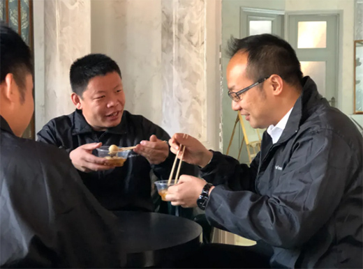 “情暖冬至,回歸傳統” 阿里大師送湯圓活動