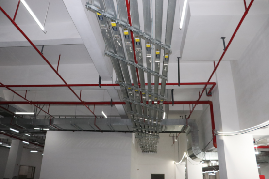 槽公中標光學影像領域500強--歐菲光電影像項目母線槽供電系統